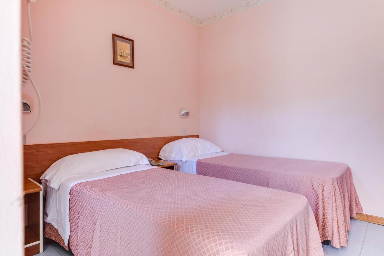 Hotel Sorriso Rimini Ngoại thất bức ảnh
