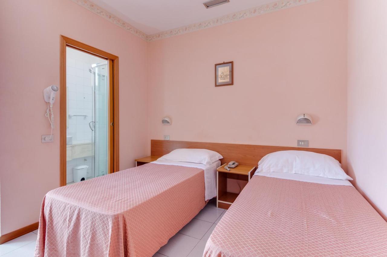 Hotel Sorriso Rimini Ngoại thất bức ảnh