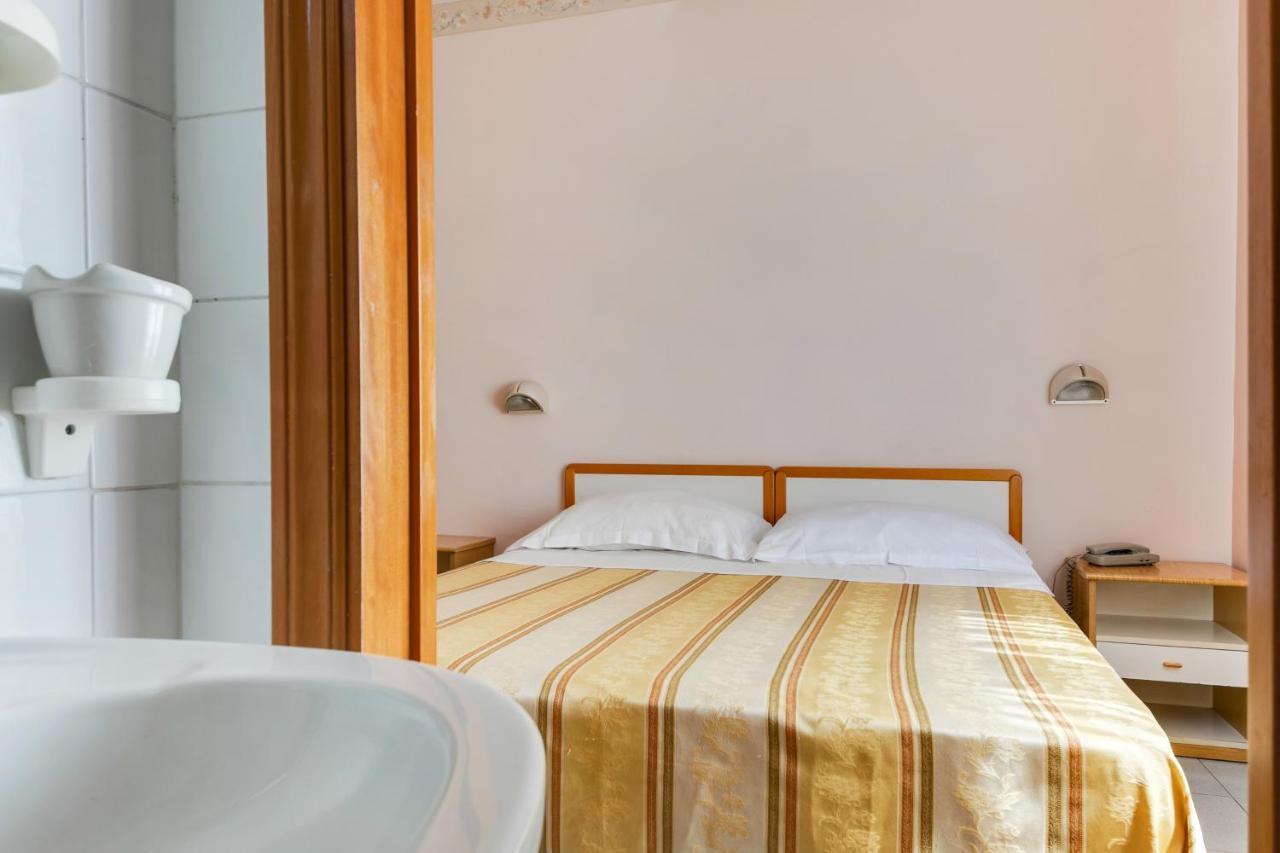 Hotel Sorriso Rimini Ngoại thất bức ảnh